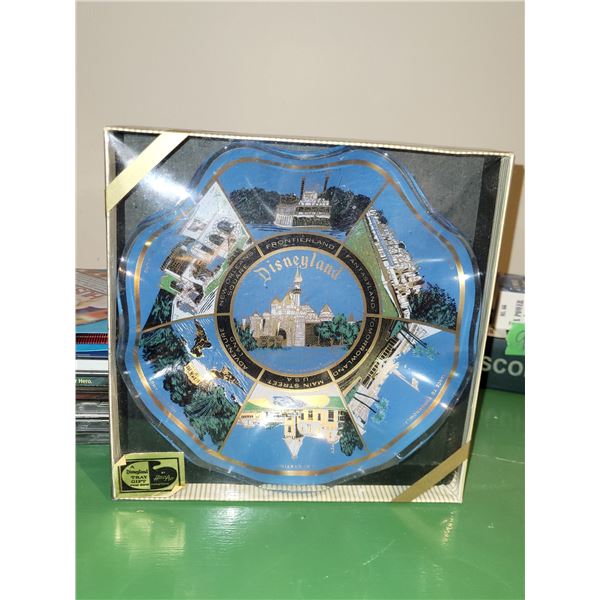 Vintage Disneyland  Gift Tray in Original Box