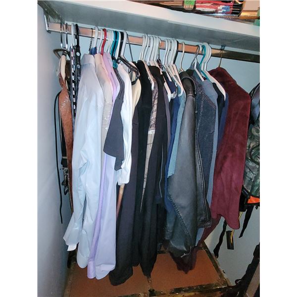 Lot of Mens Good Clothing - Size L - 2XL. Suits, Hoodies, T Shirt (TMNT) plus Leather Belts and More
