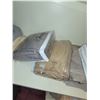 Image 5 : Contents of Shelf of Linen Closet