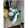 Image 16 : Contents of Bathrooom - Must Take Everything Not Fastened -MUST SEE ALL PHOTOS