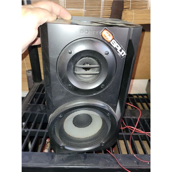 Electronic Lot - Sony Car Stereo, 5" Speakers & New Jensen In The Wall Mount Stereo System