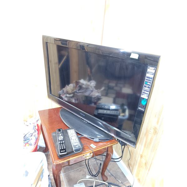 Barely Used Toshiba TV, Model 40G300U + Barely Used Sony CD/DVD Player Model DVP-SR200P