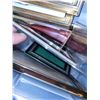 Image 2 : Tote Full of Photo Frames