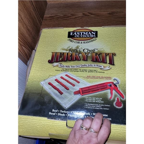 Eastman Outdoors Jerky Chef Jerky Kit - Looks New