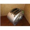 Image 4 : Retro Space Age Kenwood Radio Toaster #TT756SL