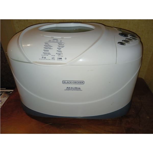 Black & Decker All-in-One Bread Machine