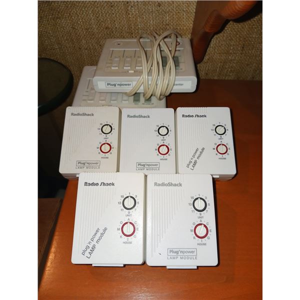 X10 Radio Shack Powerhouse lamp module LM465 & X10 Radio Shack Plug 'n Power Remote Control Center N