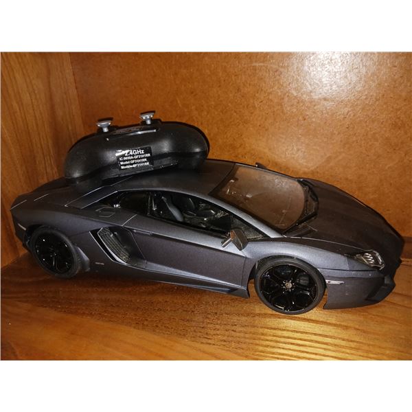 Rastar Lamborghini Aventador LP700 RC CAR Dual Power Rechargable 2.4 Ghz (1:14 Scale)