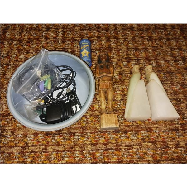 Lot Of Vintage Pair Alabaster â€œParrotâ€ Bookends & More