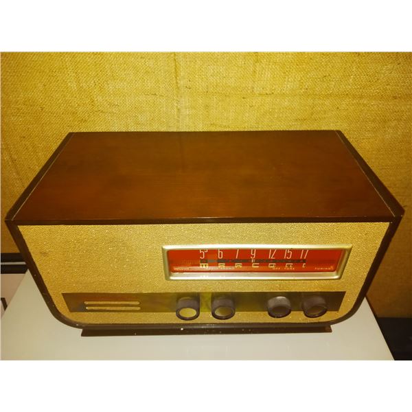 Vintage 1953 Marconi Model 369 6-tube Wood Case Radio