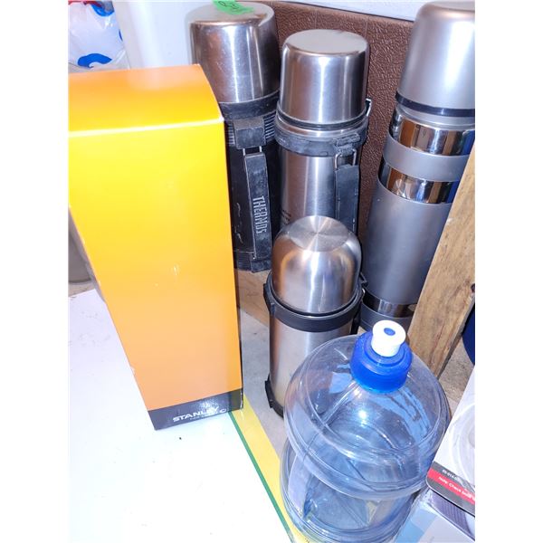 Stanley (new) + Thermos Lot