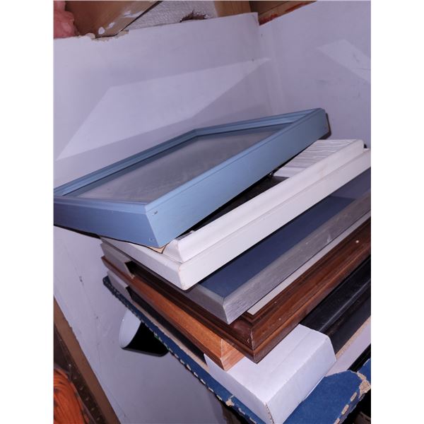 Lot of Estate Framed Art