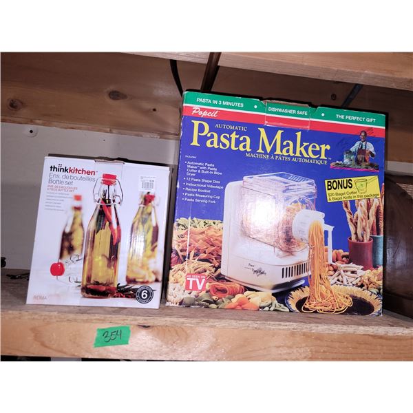 Pasta Maker & think Kitchen Bottle Set