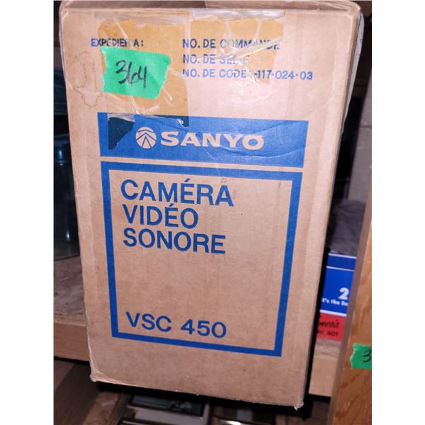 In Org Box Sanyo VSC 450 Colour Video Sound Camera