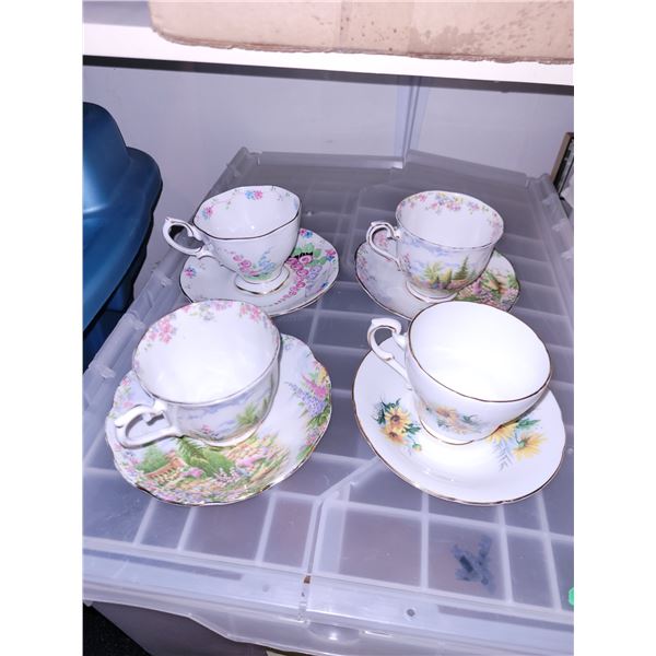Lot of 4 Vintage Teacups