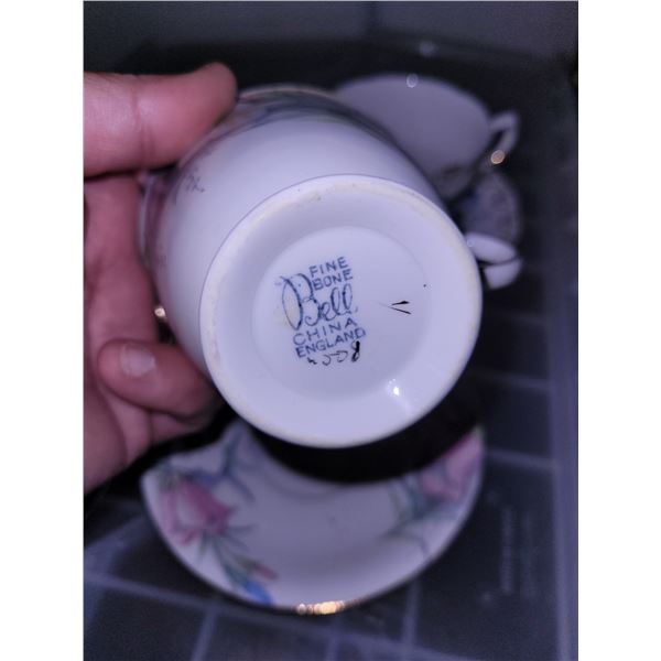 Lot of 4 Vintage Teacups