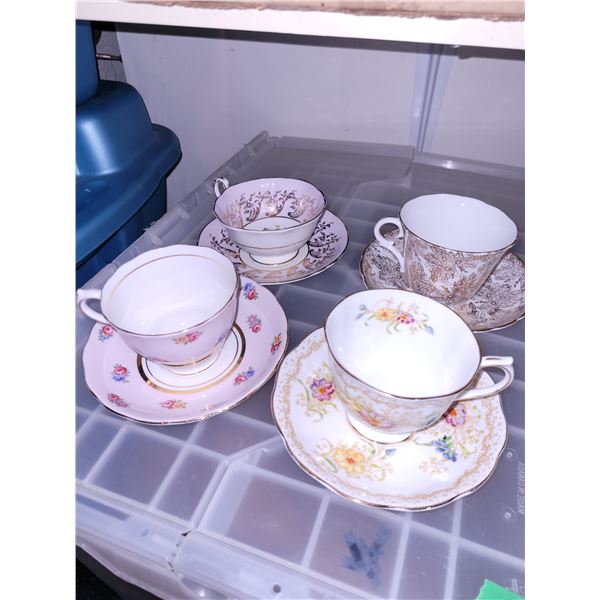Lot of 4 Vintage Teacups