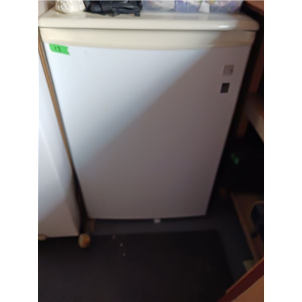 New Energy Star Upright Freezer