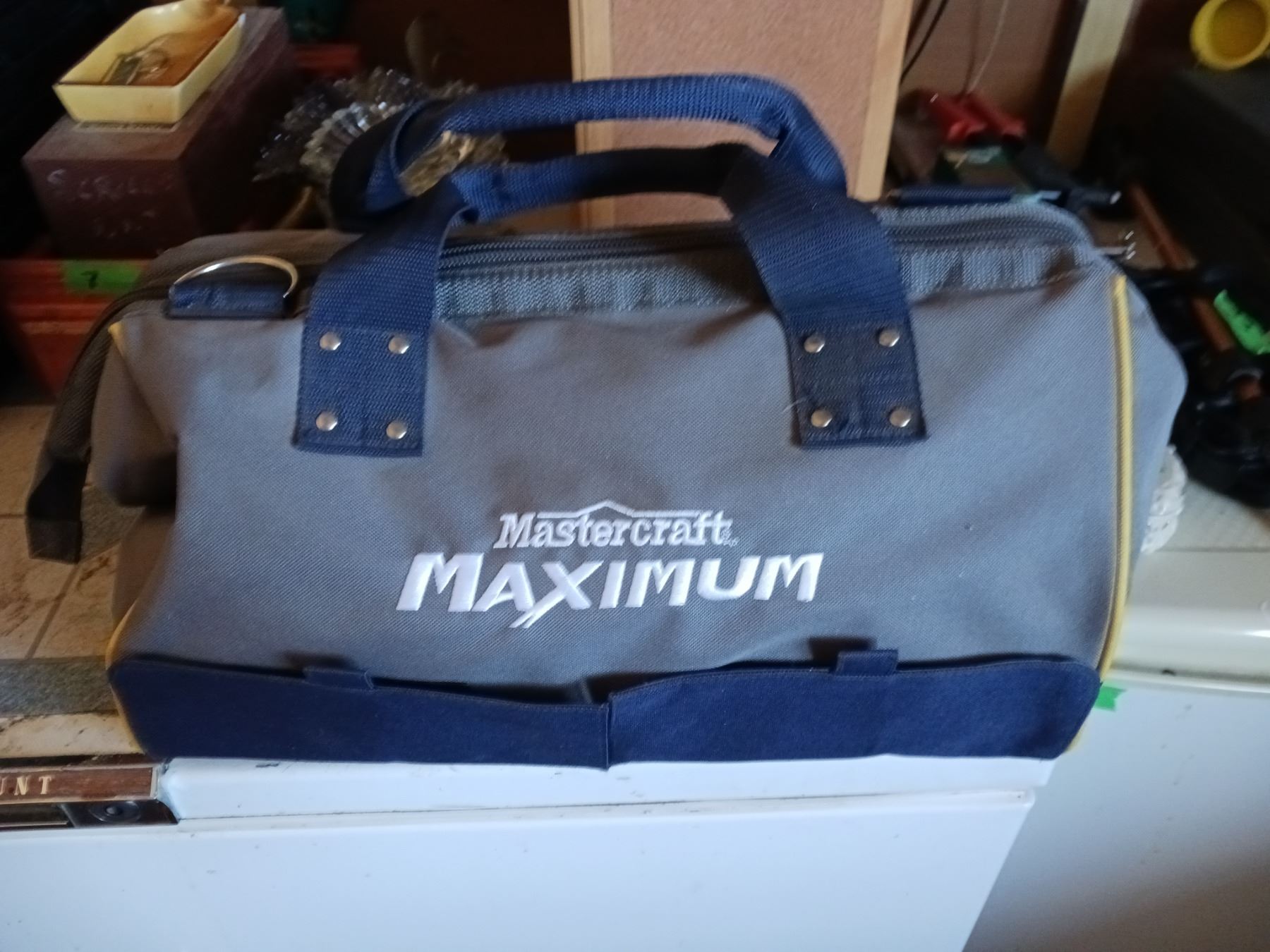 Lot Of Rotary Tool, Mastercraft Maximum Tool Bag & Multi-attachment ...