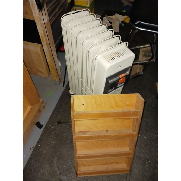 Delonghi Oil-filled Heater, Made In Italy, Serial # 5016657 & Spice Storage Rack