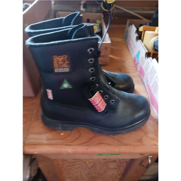 Kodiak Work / Safety boots, S/N: 312040, Size: 10m
