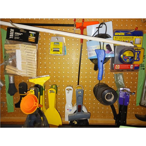 Workbench Items on Pegs