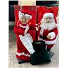 Image 1 : Pair of Vintage Animated Mr & Mrs Santa Claus