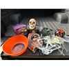 Image 1 : Lot of Hallowe'en Items