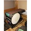 Image 3 : 4" Belt Sanding Machine with Polishing Wheel - Sears Craft - Working