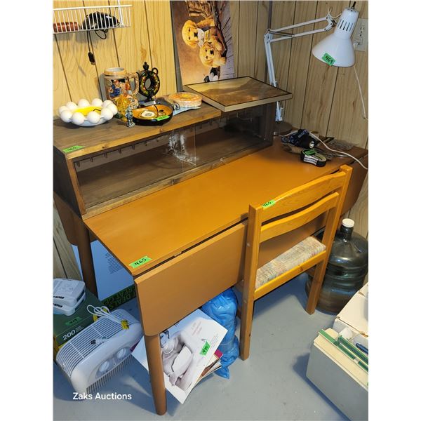 Vintage Table, Chair and Removable Topper