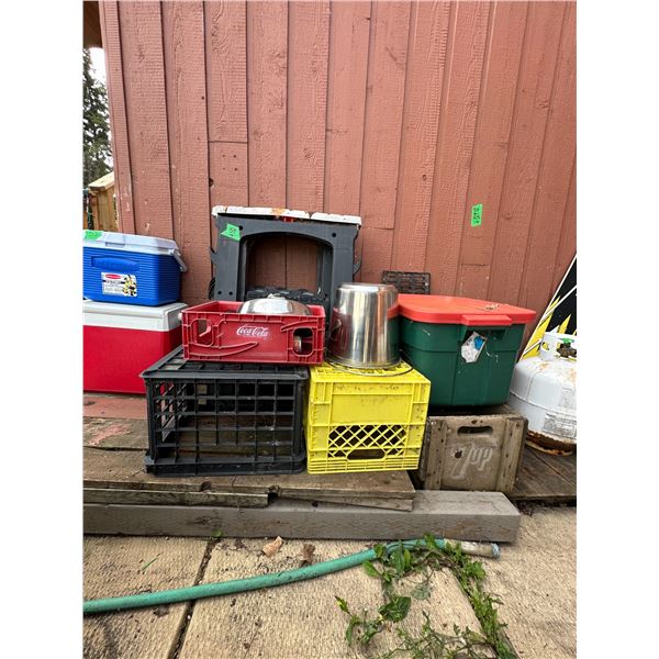 Lot of Yard Items, 7up Crate, Sawhorses and Crates