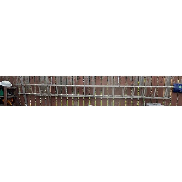 30 Foot Aluminum Ladder