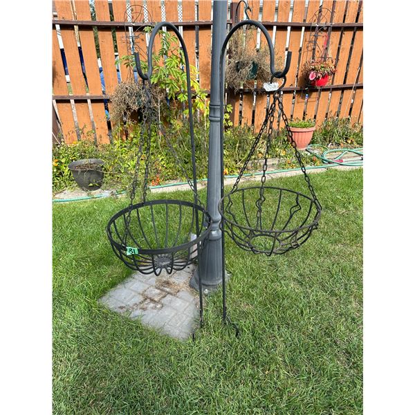Cast Plant Stakes with Cast Iron Plant Hangers For Coconut Fibre Lining