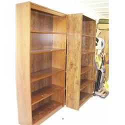 Lot of 3 bookcases (227)