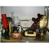 Image 5 : Entire cart of: collection of brass and copper, collection of pottery pictures, kerosene laps, burl 