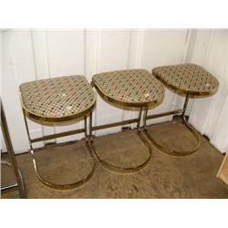 Set of 3 bar stools (230)