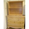 Image 4 : Bedroom set: 4 poster single bed, dresser/wardrobe combo, chest of drawers and bookcase (227)