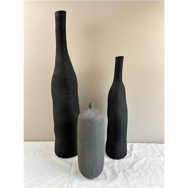 3 Decorative Pottery Vases
