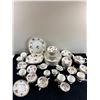 Image 1 : Collection of Aynsley "Claridge" Bone China