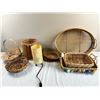 Image 1 : Assorted Wicker Decor