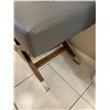 Image 2 : Bouclair Bench