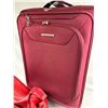 Image 3 : Red Luggage Lot