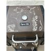 Image 2 : Dyna-Glo Propane BBQ with Cover