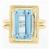 Image 4 : Vintage 14k Gold 4.72 ctw Emerald Cut Aquamarine w/ Textured Frame Solitaire Rin