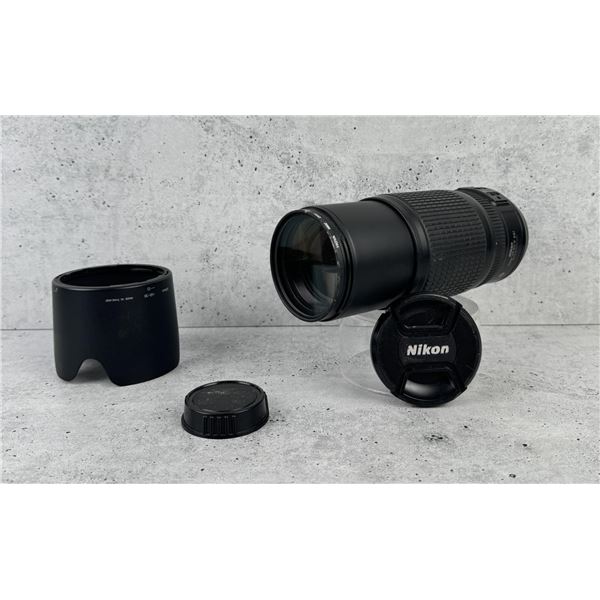 Nikon ED AF-S Nikkor 70-300mm 4.5-5.6 G VR Lens