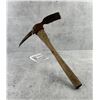 Image 1 : WW2 US Army Infantry M1942 Pick Axe