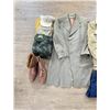 Image 2 : Vintage Clothing Lot