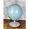 Image 2 : Vintage Globe