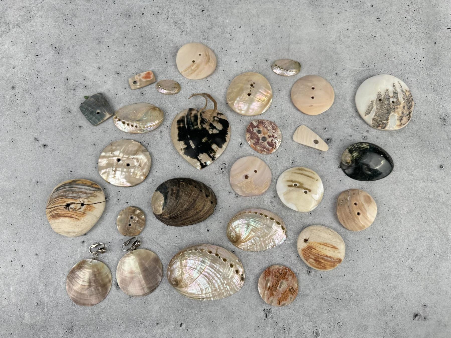 Native American Shell Buttons Beads