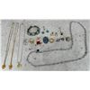 Image 1 : Collection of Costume Jewelry